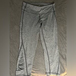 Athleta space dye heathered Capri leggings